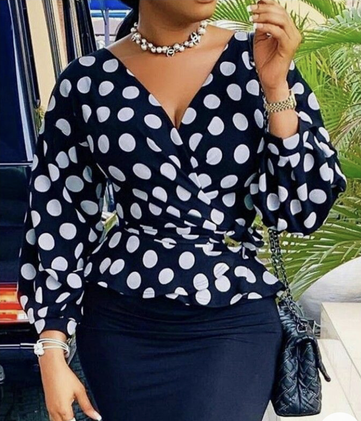 WOMEN'S WEAR
